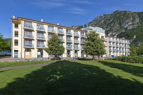 Licht appartement met bergzicht in Porlezza aan het Lugano-meer - thumbnail 1