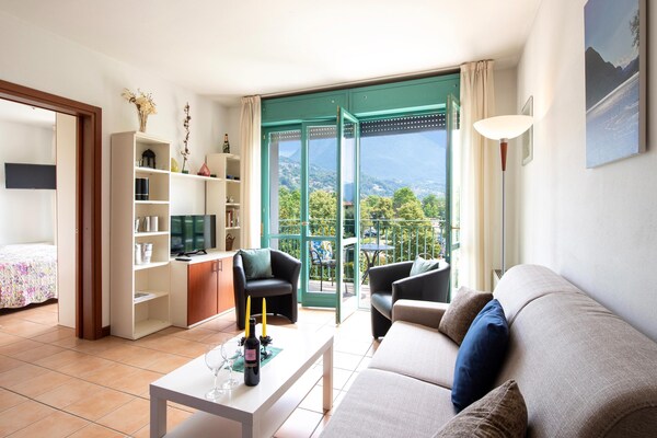 Luxe appartement met bergzicht in Porlezza aan het Lago di Lugano - thumbnail 2