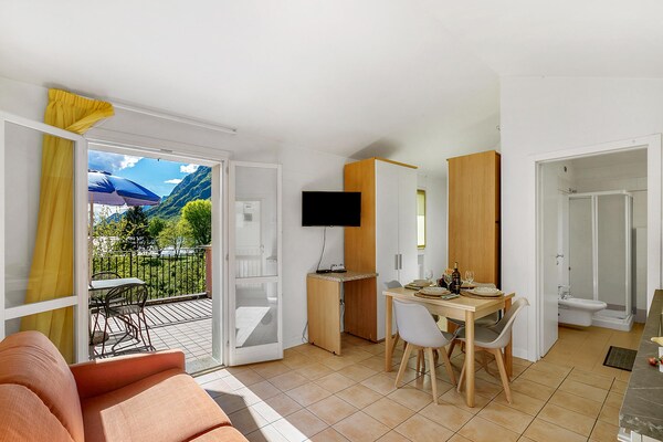 Luxe appartement met uitzicht op het Lago di Lugano in Porlezza · 4 pers. - thumbnail 5