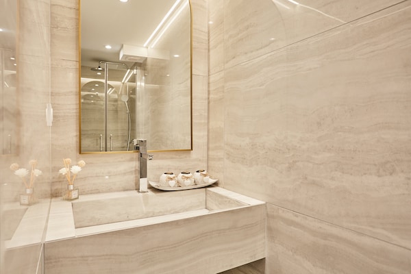 Parijs appartement 40m²: gerenoveerd, vlakbij Opéra Garnier - thumbnail 5