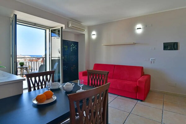 Superior appartement met zeezicht op 100m van het strand in Giardini Naxos - thumbnail 6