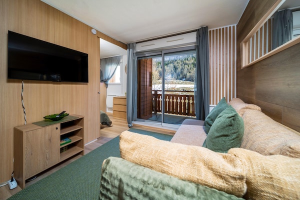 Appartement 6 pers. aan de piste in Allos met verwarmd zwembad - thumbnail 1