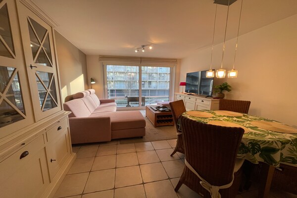 Licht appartement aan de golfbaan, vlakbij strand Nieuwpoort-Bad - thumbnail 3