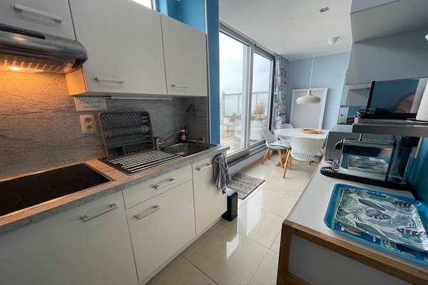 Lichtrijk 4-persoons dakappartement met zeezicht in Nieuwpoort - thumbnail 2