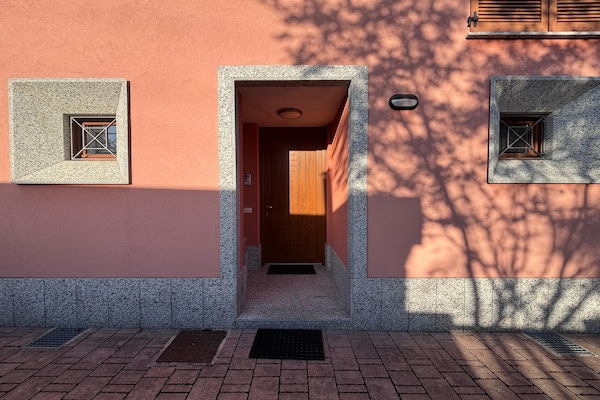 Centraal gelegen appartement in Brezzo di Bedero voor 4 personen - thumbnail 6