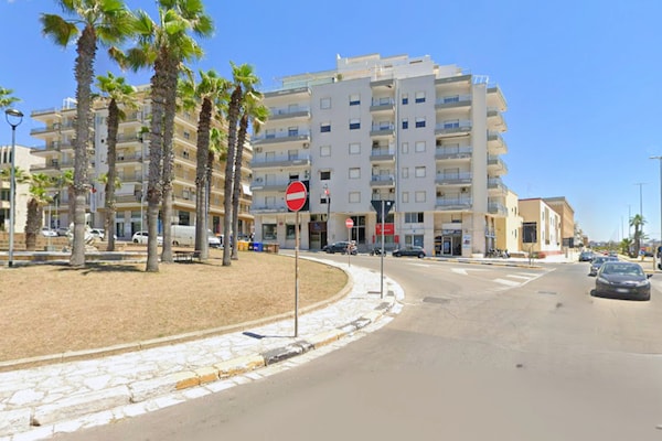 Licht appartement met zeezicht op 450m van het strand in Gallipoli - thumbnail 1