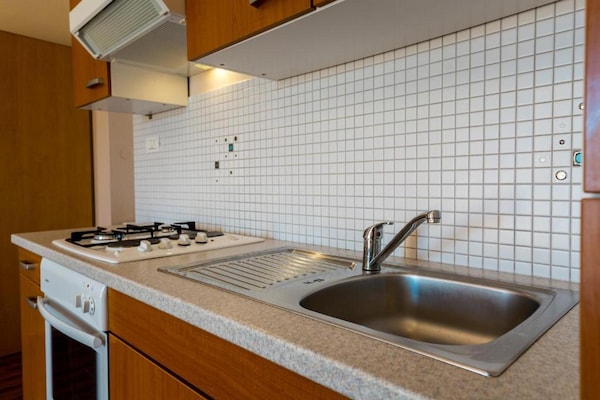 Modern appartement aan zee met balkon en uitzicht op de Adriatische kust - thumbnail 3