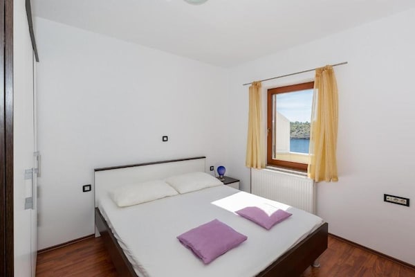 Op 300 m van het strand: appartement met privézwembad in Obrovac · 3 pers. - thumbnail 3