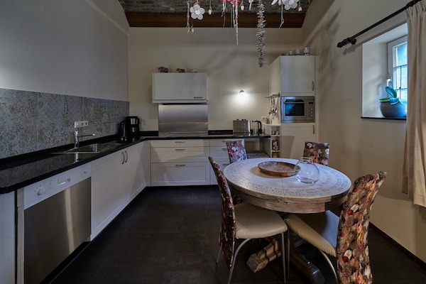 Charmant appartement in Mesch-Eijsden met terras, nabij bos en Maastricht - thumbnail 3