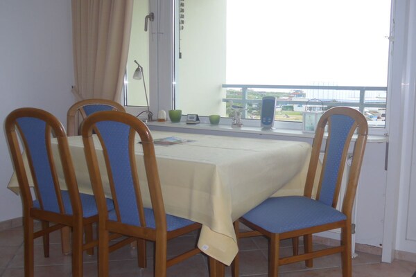 Appartement 75 II op Borkum: direct aan zee met balkon en uitzicht op duinen - thumbnail 6