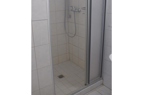 Appartement 58 op Borkum met panoramisch zeezicht en balkon - thumbnail 4