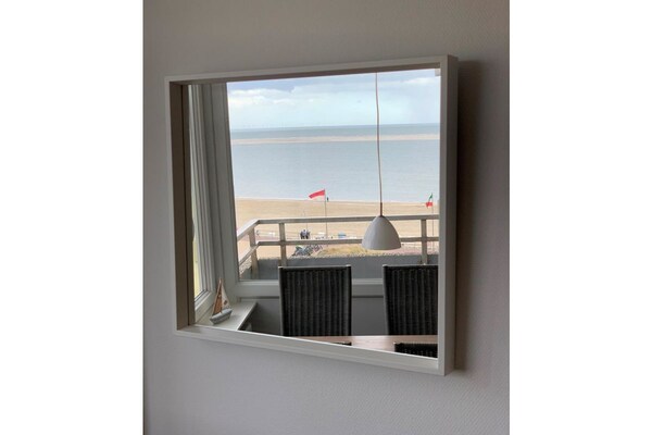 Appartement 74 met zeezicht en balkon op 100m van het centrum van Borkum - thumbnail 4