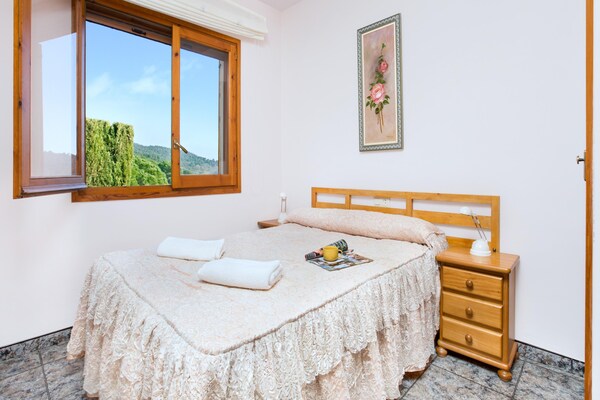 Ruime gezinsvilla met privézwembad en appartement nabij Lloret de Mar - thumbnail 4