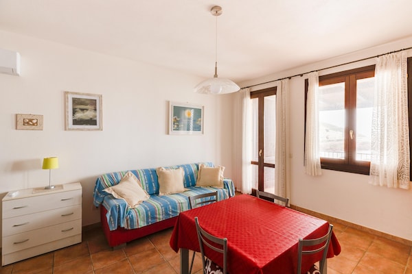 Appartement met zeezicht in Castelsardo, 150m van Marina Beach - thumbnail 4