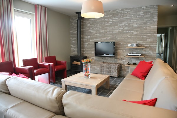 24-persoons hoeve Bloesemhof tussen boomgaarden in Gijverinkhove - thumbnail 2