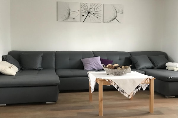 Heers Boven: Ruim vakantiehuis voor 10 personen met panoramisch dakterras over de boomgaarden - thumbnail 2