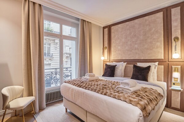 Luxe appartement vlakbij Arc de Triomphe en Champs-Élysées - thumbnail 3