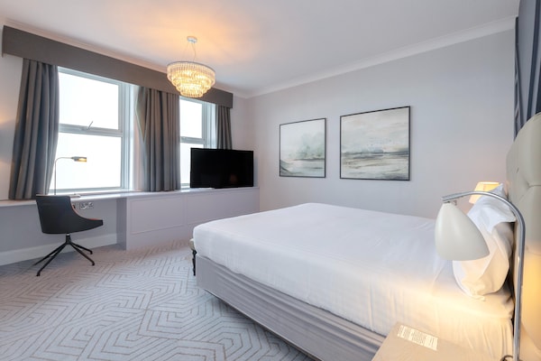 Op 800 m van het strand: Deluxe Double Suite in Bournemouth - thumbnail 4