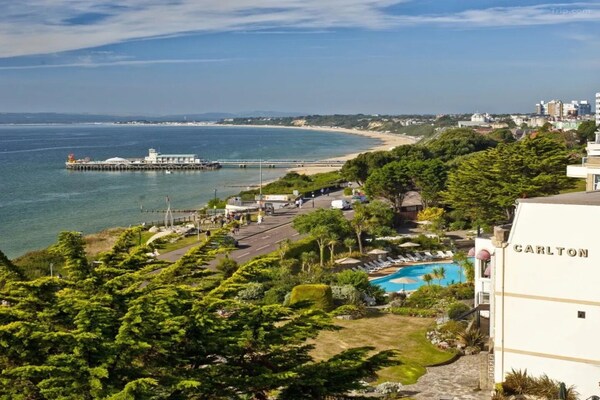 Klassieke eenpersoonskamer met zeezicht nabij strand in Bournemouth - thumbnail 3