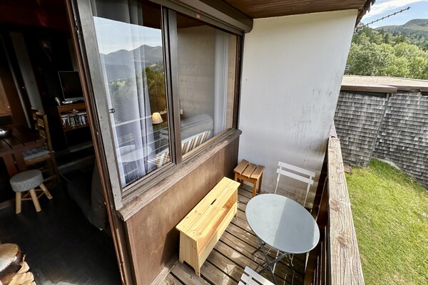 Le Joy: knus appartement voor 5 op 10 minuten van de pistes in Murat-le-Quaire - thumbnail 2