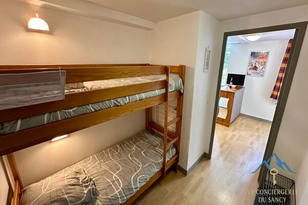 Licht appartement aan de Dordogne in La Bourboule, vlakbij het centrum - thumbnail 3
