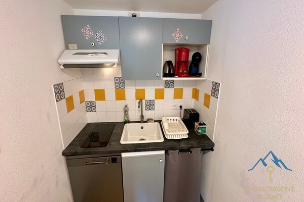 Licht appartement aan de Dordogne in La Bourboule, vlakbij het centrum - thumbnail 4