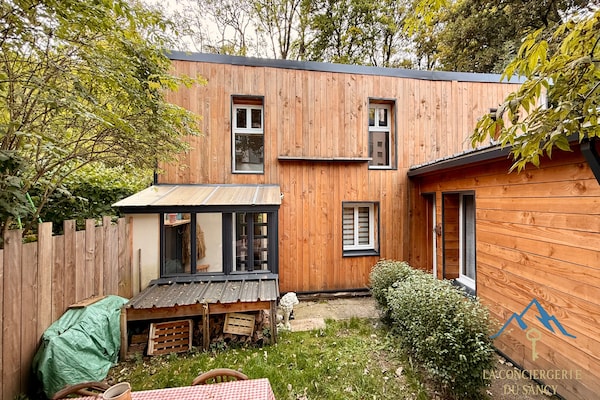 Authentiek vakantiehuis aan de Dordogne in Mont-Dore, 250m van centrum - thumbnail 1