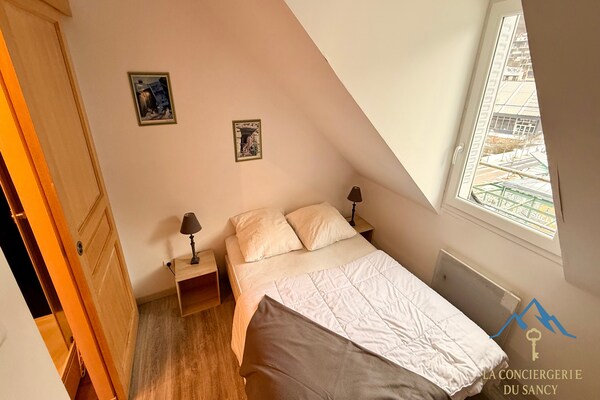 Knus appartement op de bovenste verdieping met prachtig uitzicht op de bergen - thumbnail 2