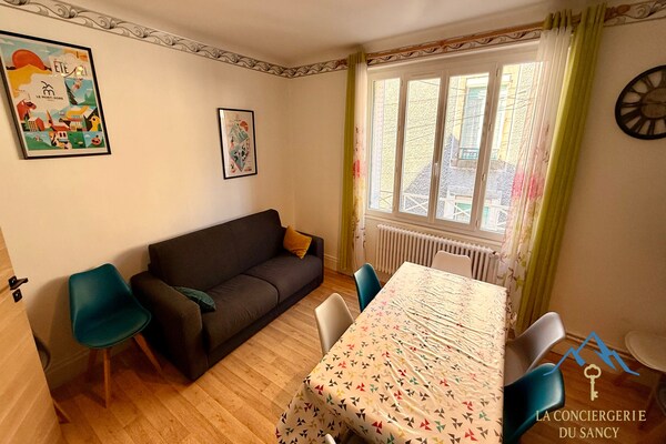 Ruim appartement voor 12 personen in centrum Mont-Dore - thumbnail 1