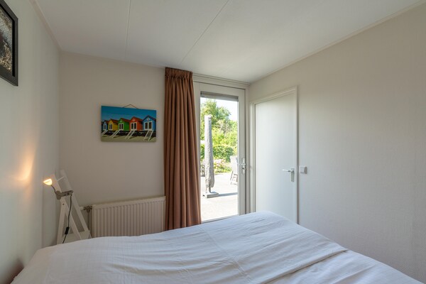 Eureka 27: Lichtrijke bungalow aan de Noord-Hollandse kust - thumbnail 5