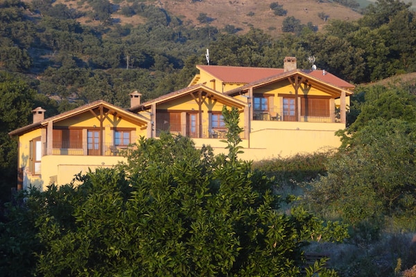 Casas Rurales Acebuche Casereña - Extremadura