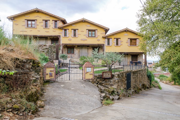 Op 1,0 km van het centrum: ruim vakantiehuis in Casas del Monte - thumbnail 3