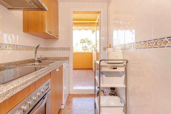 Licht appartement op 80 meter van het strand in Marbella - thumbnail 3