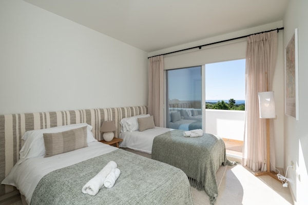 6-persoons penthouse in Casares op 300m van het meer - thumbnail 4