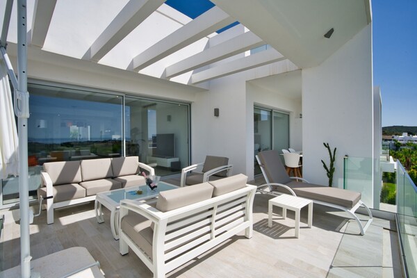 Stijlvol appartement aan het water in Alcazaba Lagoon, Casares - thumbnail 6