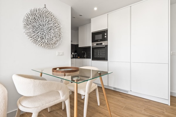 Aan het strand: Modern appartement in Alcazaba Lagoon, Casares - thumbnail 3