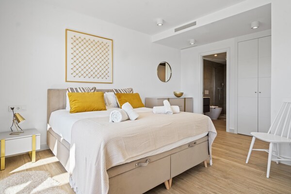 Chic Penthouse met Solarium aan de Lagune van Casares - thumbnail 5