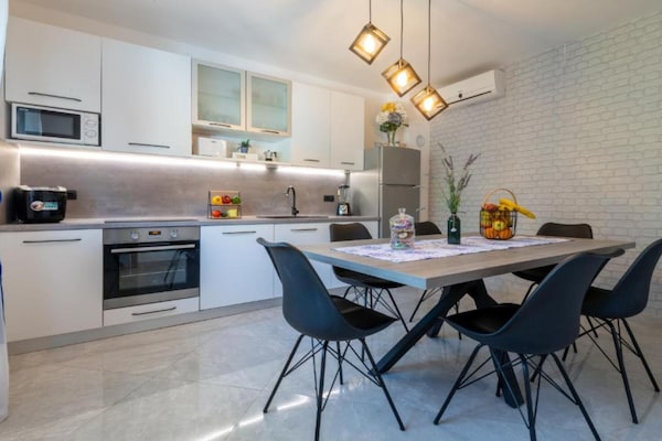 Peaceful Holiday Home Ivona - Three Bedroom Villa With Swimming Pool And Hot-tub - Mljet