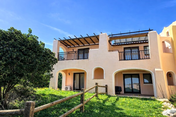 Charmant appartement Il Ginepro in Stintino met veranda - thumbnail 1