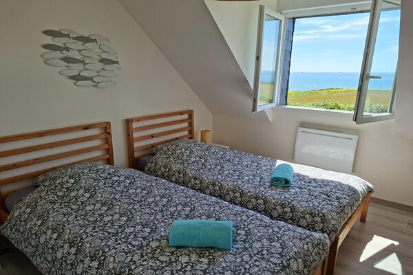 Panoramisch vakantiehuis aan zee met uitzicht op Île de Béniguet - thumbnail 6