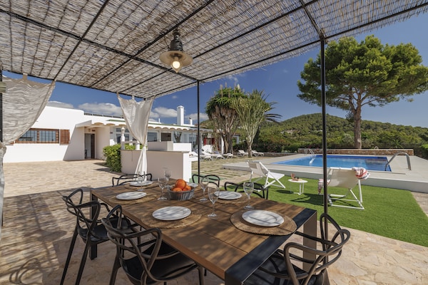 Villa Can Cam: Zeezicht & privézwembad bij Sa Caleta - thumbnail 6