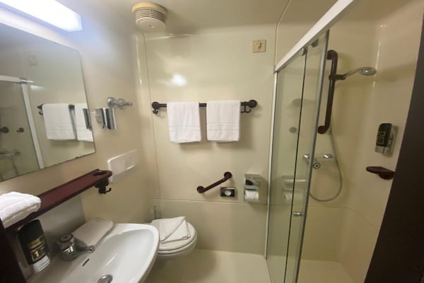 Twin Room Bendorf: Comfortabel appartement in het bos bij Koblenz - thumbnail 6