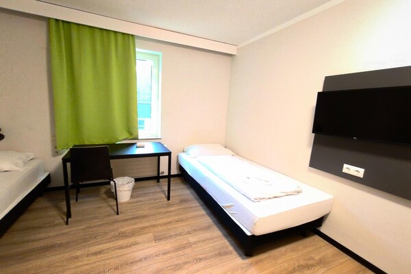 Twin Room Bendorf: Comfortabel appartement in het bos bij Koblenz - thumbnail 4
