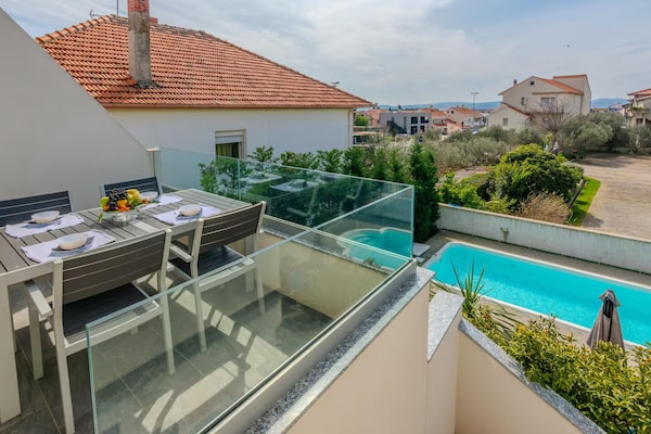 Modern vakantiehuis met zwembad voor 4 personen in Zadar - thumbnail 5