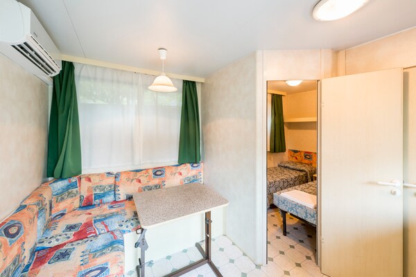Moderne stacaravan voor 5 op camping Toscolano, vlakbij het Gardameer - thumbnail 5