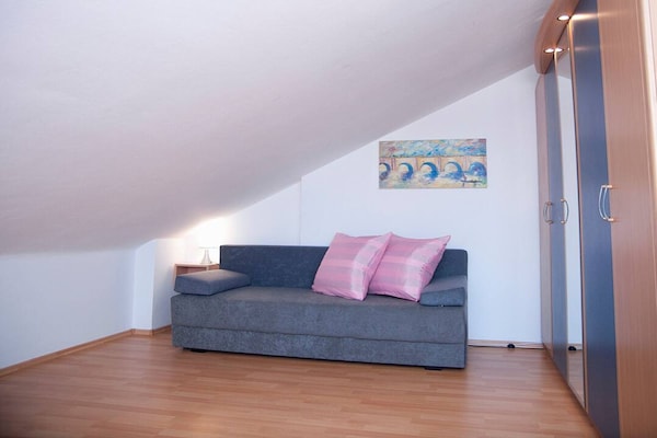 Apartments Ad Astra - Two Bedroom Apartment with Terrace and Sea View - thumbnail 2