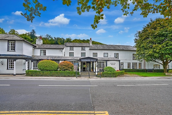 Deluxe Double Room in historisch hotel bij Box Hill, Surrey - thumbnail 2