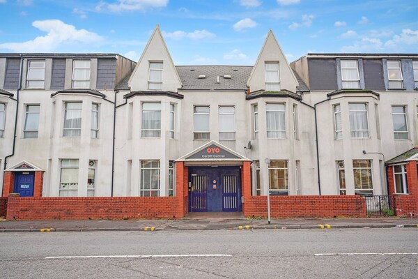 Standaard Triple Kamer in Cardiff – Vlakbij het Centrum en Stadion - thumbnail 1