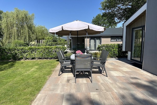Modern vrijstaand chalet bij Veluwemeer, 6 pers., tuin 729m² - thumbnail 6