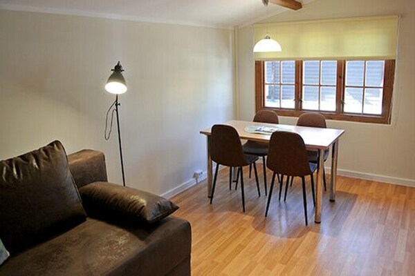 Sfeervol houten appartement voor 2 personen in Sassenburg - thumbnail 5